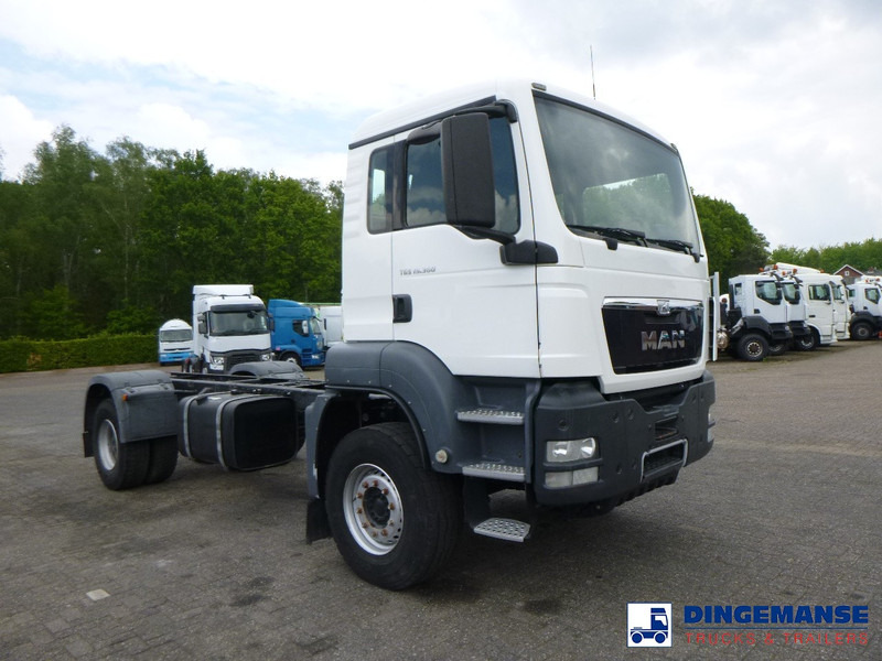 MAN TGS 19.360 4X2 BBS manual Euro 2 chassis + PTO - Tovornjak-šasija: slika 2 MAN TGS 19.360 4X2 BBS manual Euro 2 chassis + PTO - Tovornjak-šasija: slika 2