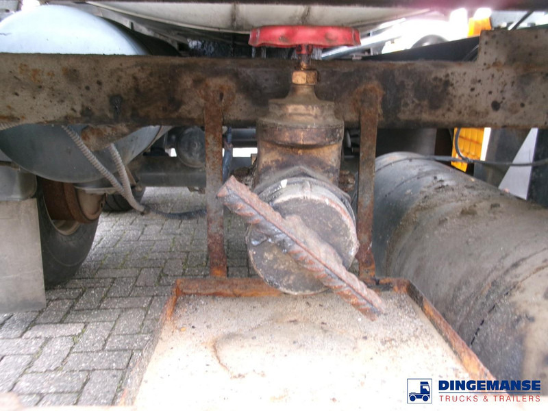 METALOVOUGA Bitumen / heavy oil tank inox 29 m3 / 1 comp - Polprikolica cisterna: slika 5 METALOVOUGA Bitumen / heavy oil tank inox 29 m3 / 1 comp - Polprikolica cisterna: slika 5