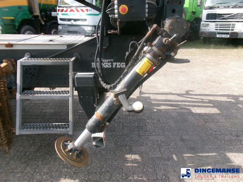 Tovornjak za prevoz lesa, Tovornjak z dvigalom Mercedes-Benz Actros 2663 6x4 Euro 6 loglift F96 crane timber truck: slika 11 Tovornjak za prevoz lesa, Tovornjak z dvigalom Mercedes-Benz Actros 2663 6x4 Euro 6 loglift F96 crane timber truck: slika 11