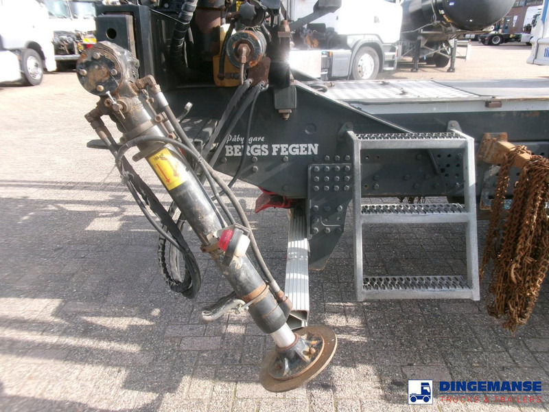 Tovornjak z dvigalom Mercedes-Benz Actros 2663 6x4 Euro 6 loglift F96 crane timber truck: slika 12 Tovornjak z dvigalom Mercedes-Benz Actros 2663 6x4 Euro 6 loglift F96 crane timber truck: slika 12