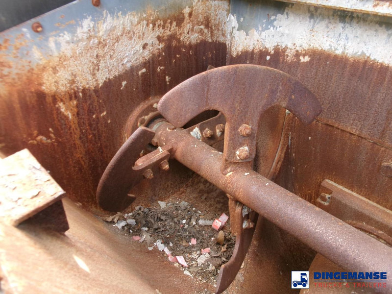 Črpalka za beton Mercedes-Benz Atego 6x4 Sermac SCL120 concrete pump: slika 17 Črpalka za beton Mercedes-Benz Atego 6x4 Sermac SCL120 concrete pump: slika 17