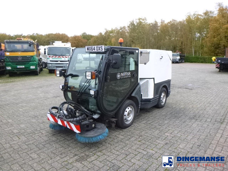 Nilfisk City Ranger CR3500 street sweeper - Vozilo za pometanje: slika 1 Nilfisk City Ranger CR3500 street sweeper - Vozilo za pometanje: slika 1