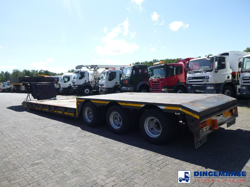 Nooteboom 3-axle lowbed trailer 33 t / extendable 8.5 m - Nizko noseča polprikolica: slika 3 Nooteboom 3-axle lowbed trailer 33 t / extendable 8.5 m - Nizko noseča polprikolica: slika 3