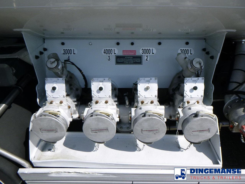 Renault Premium 280 dxi 4x2 fuel tank 13.6 m3 / 4 comp - Tovornjak cisterna: slika 5 Renault Premium 280 dxi 4x2 fuel tank 13.6 m3 / 4 comp - Tovornjak cisterna: slika 5