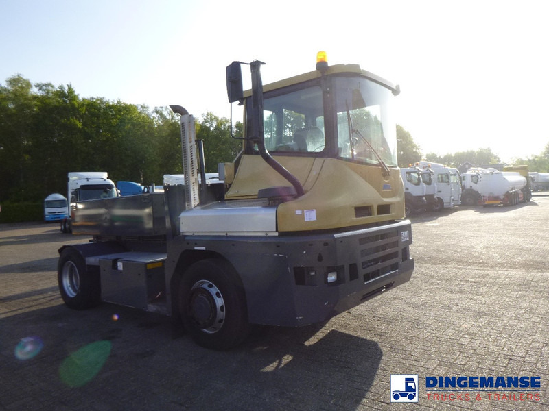 MOL RM 255 4X4 terminal drawbar tractor 150 ton - Vlačilec: slika 2 MOL RM 255 4X4 terminal drawbar tractor 150 ton - Vlačilec: slika 2