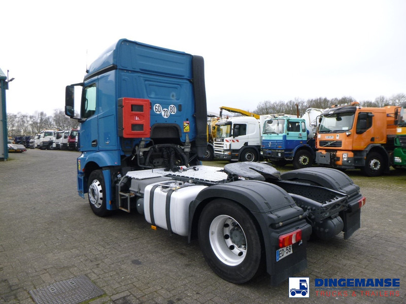 Mercedes-Benz Actros 1843 4x2 Euro 6 + PTO + ADR - Vlačilec: slika 3 Mercedes-Benz Actros 1843 4x2 Euro 6 + PTO + ADR - Vlačilec: slika 3