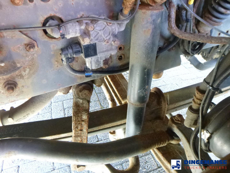 Volvo FE 300 6X4 Whale vacuum tank 10.2 m3 - Vakuumski tovornjak: slika 5 Volvo FE 300 6X4 Whale vacuum tank 10.2 m3 - Vakuumski tovornjak: slika 5