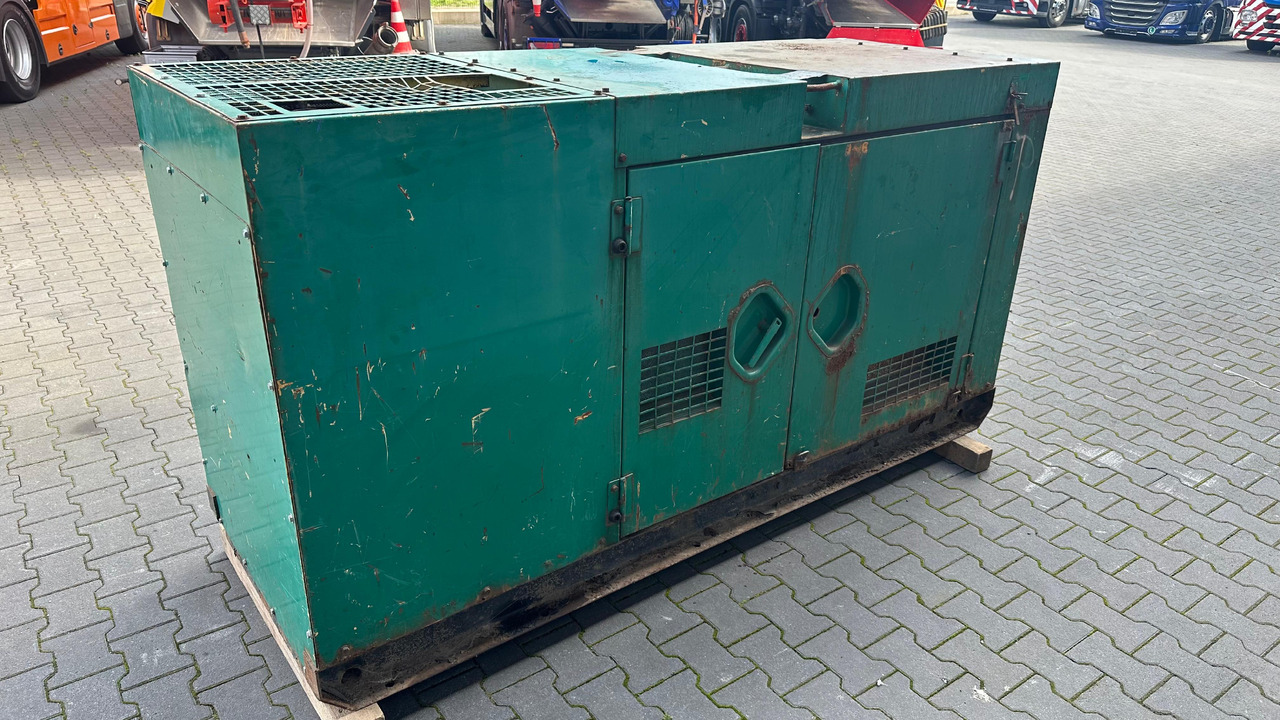 ATLAS Copco QAS 60 Kd BJ 1990 kVA 50 Elektro Stromgenerator Stromaggregat Notstrom - Generator: slika 4 ATLAS Copco QAS 60 Kd BJ 1990 kVA 50 Elektro Stromgenerator Stromaggregat Notstrom - Generator: slika 4