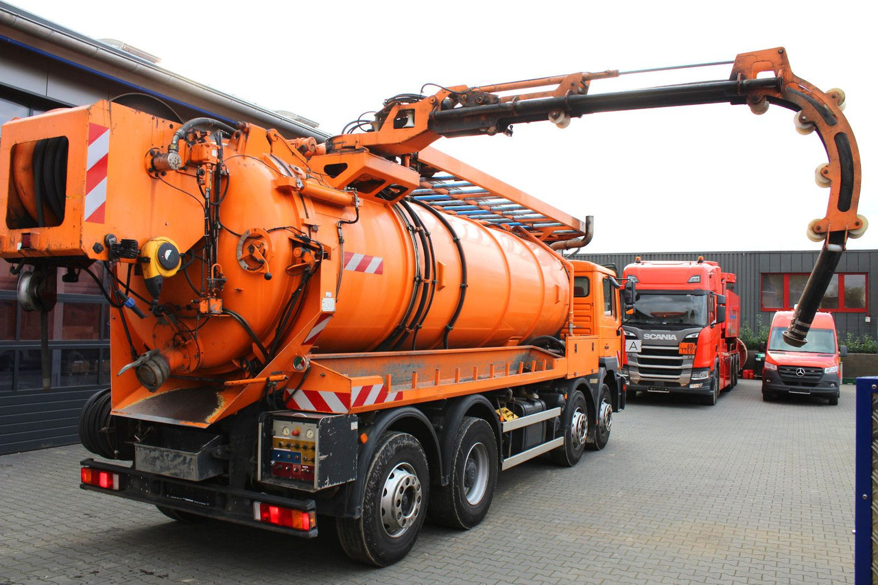 MAN FE 32.410 A 8x2 Assmann 17m³ Saug u.Druck INOX - Vakuumski tovornjak: slika 5 MAN FE 32.410 A 8x2 Assmann 17m³ Saug u.Druck INOX - Vakuumski tovornjak: slika 5