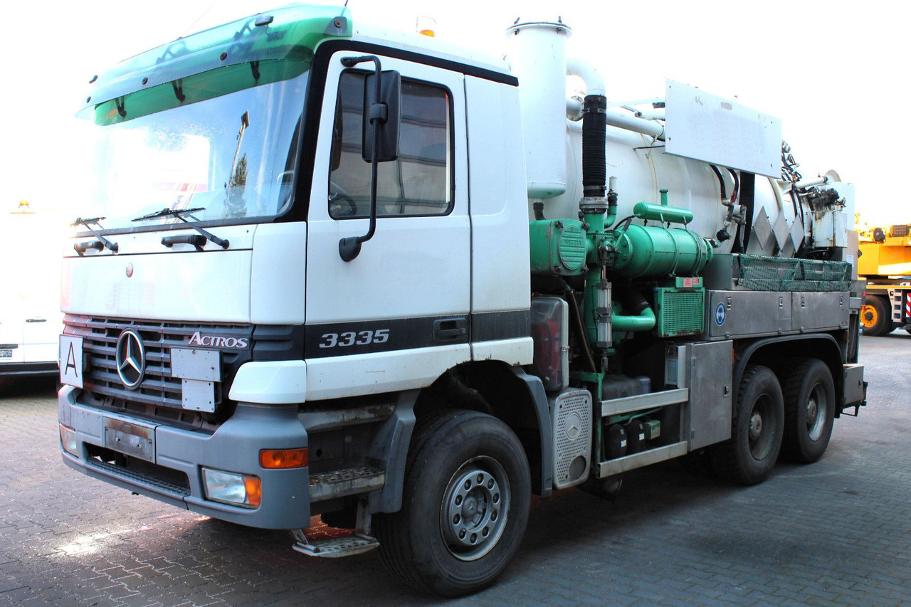 Mercedes-Benz Actros 3335 6x4 Kroll 13m³ HD-Kombi ADR/GGVS V2A - Vakuumski tovornjak: slika 4 Mercedes-Benz Actros 3335 6x4 Kroll 13m³ HD-Kombi ADR/GGVS V2A - Vakuumski tovornjak: slika 4