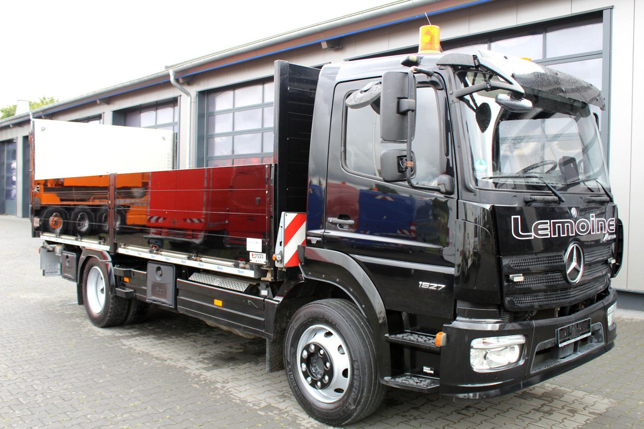 Mercedes-Benz Atego 1527 4x2 Pritsche + Ladebordwand - Tovornjak s kesonom: slika 1 Mercedes-Benz Atego 1527 4x2 Pritsche + Ladebordwand - Tovornjak s kesonom: slika 1