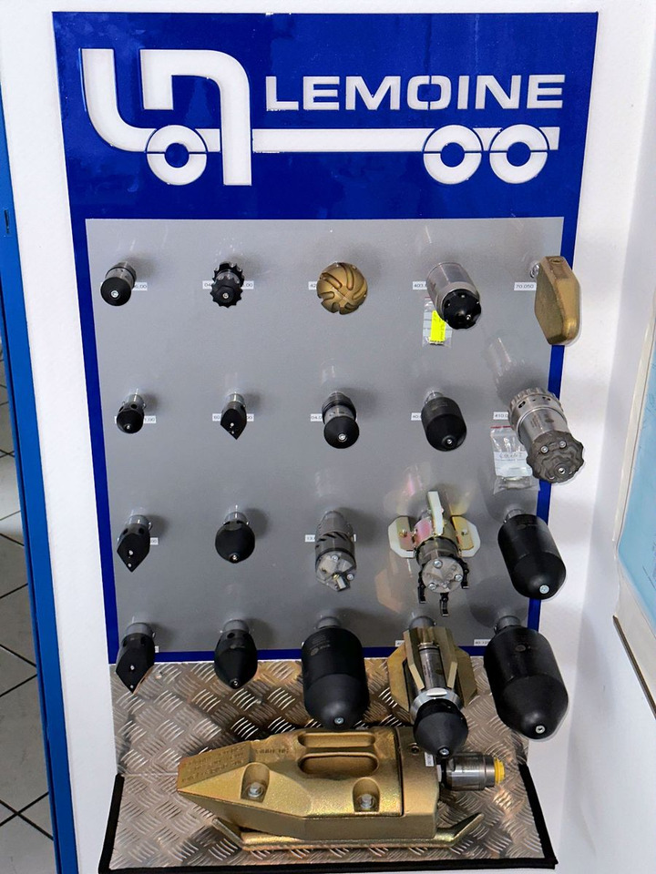 Scania R450 8x4 Kroll 19m³ W-Rückgewinner Kombi-HD +ADR - Vakuumski tovornjak: slika 5 Scania R450 8x4 Kroll 19m³ W-Rückgewinner Kombi-HD +ADR - Vakuumski tovornjak: slika 5