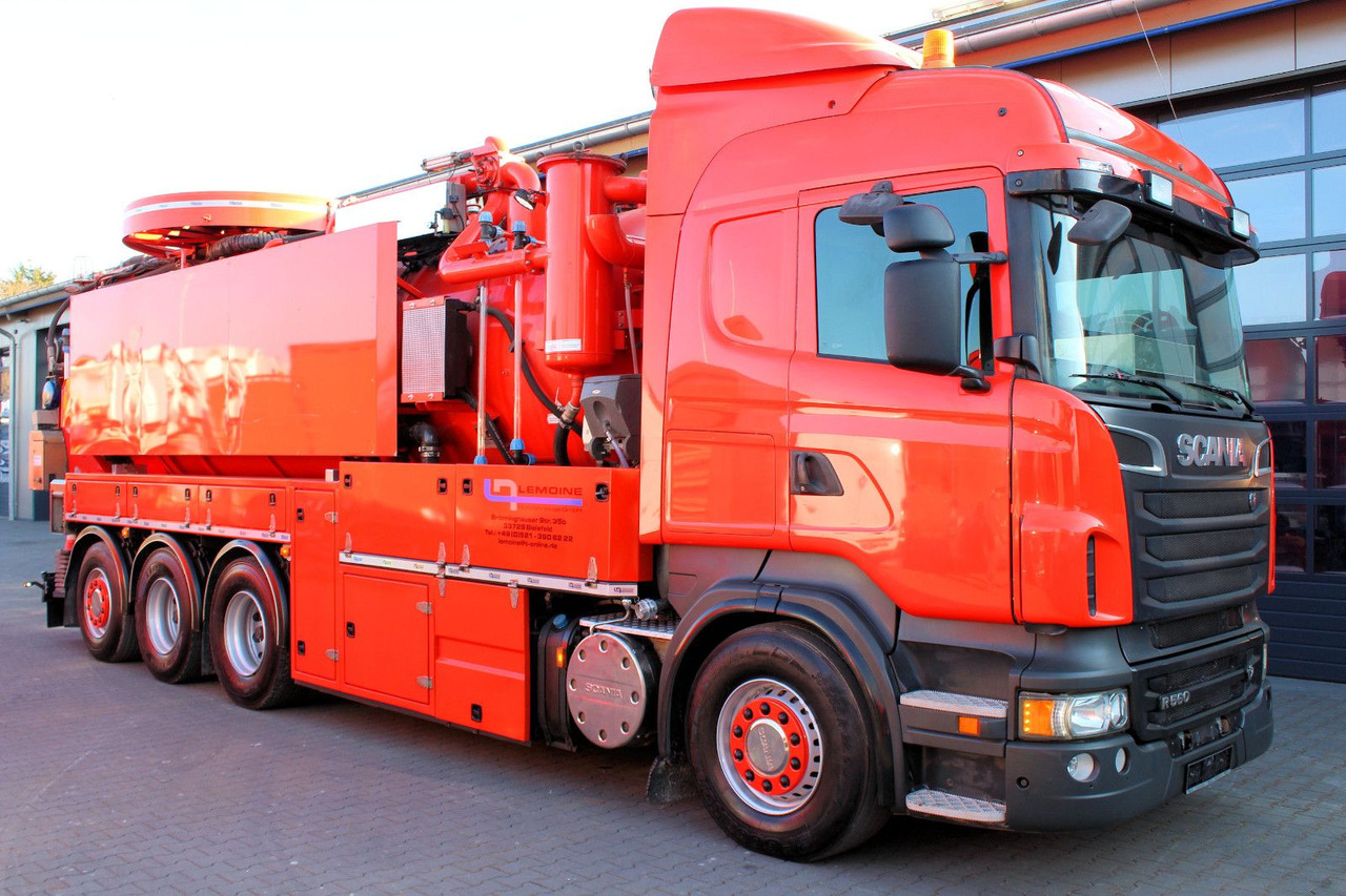 Scania R560 V8 8x4 Kroll 20m³ WRG 2x HD-Pumpe 620 Liter - Vakuumski tovornjak: slika 2 Scania R560 V8 8x4 Kroll 20m³ WRG 2x HD-Pumpe 620 Liter - Vakuumski tovornjak: slika 2