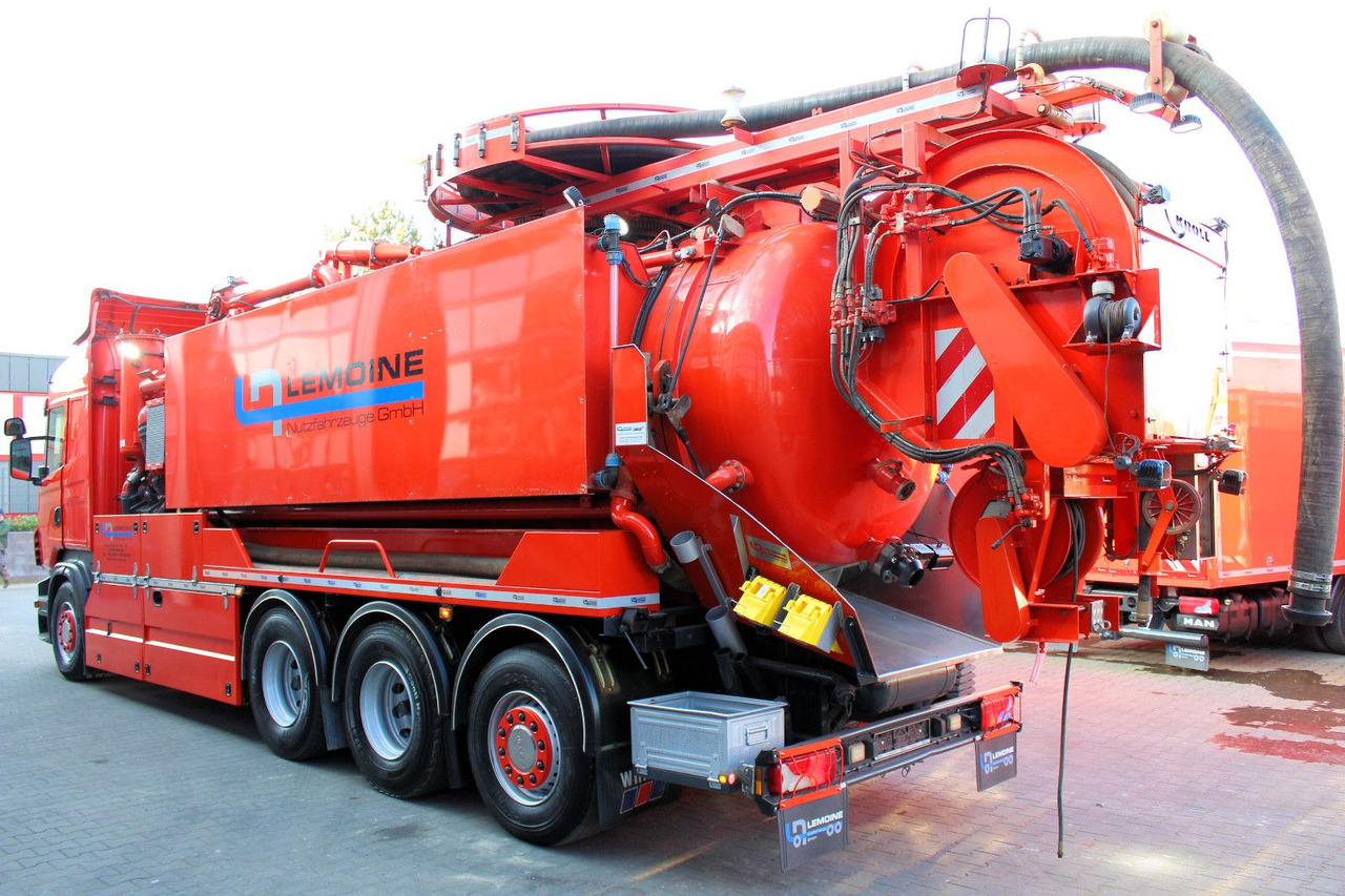 Scania R560 V8 8x4 Kroll 20m³ WRG 2x HD-Pumpe 620 Liter - Vakuumski tovornjak: slika 5 Scania R560 V8 8x4 Kroll 20m³ WRG 2x HD-Pumpe 620 Liter - Vakuumski tovornjak: slika 5