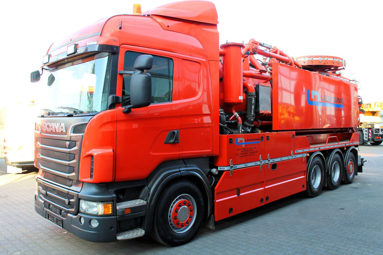 Scania R560 V8 8x4 Kroll 20m³ WRG 2x HD-Pumpe 620 Liter - Vakuumski tovornjak: slika 4 Scania R560 V8 8x4 Kroll 20m³ WRG 2x HD-Pumpe 620 Liter - Vakuumski tovornjak: slika 4
