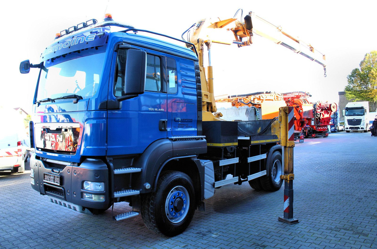 MAN TGS 18.480 4x4 BLS SZM+Pritsche MKG HLK 340 Kran - Vlačilec: slika 3 MAN TGS 18.480 4x4 BLS SZM+Pritsche MKG HLK 340 Kran - Vlačilec: slika 3
