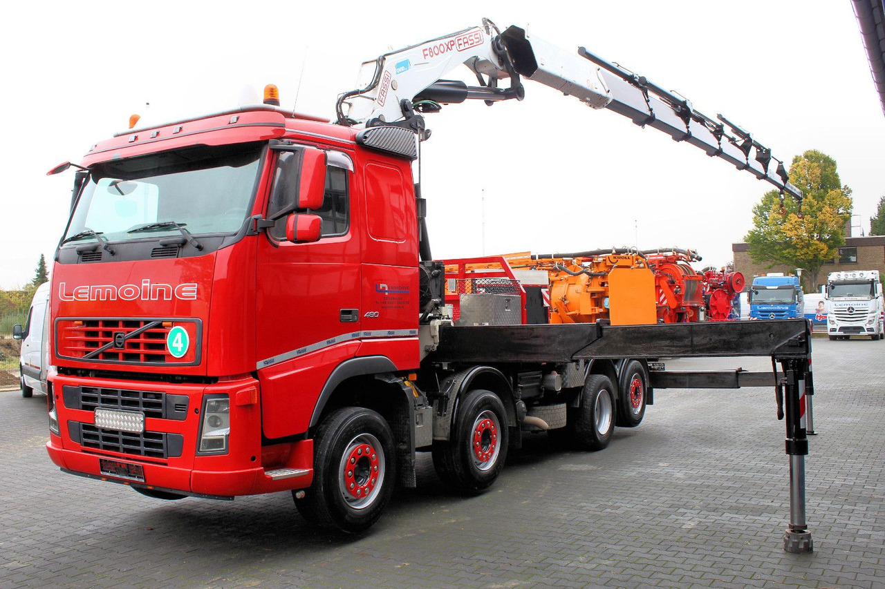 Volvo 480 8x2 Pritsche + FASSI F800XP Kran 6x - Tovornjak s kesonom, Tovornjak z dvigalom: slika 3 Volvo 480 8x2 Pritsche + FASSI F800XP Kran 6x - Tovornjak s kesonom, Tovornjak z dvigalom: slika 3