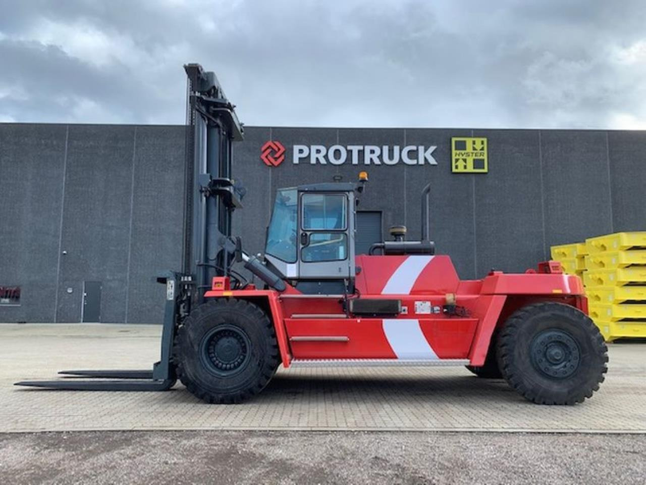 Kalmar DCD320-12LB - Diesel viličar: slika 1 Kalmar DCD320-12LB - Diesel viličar: slika 1