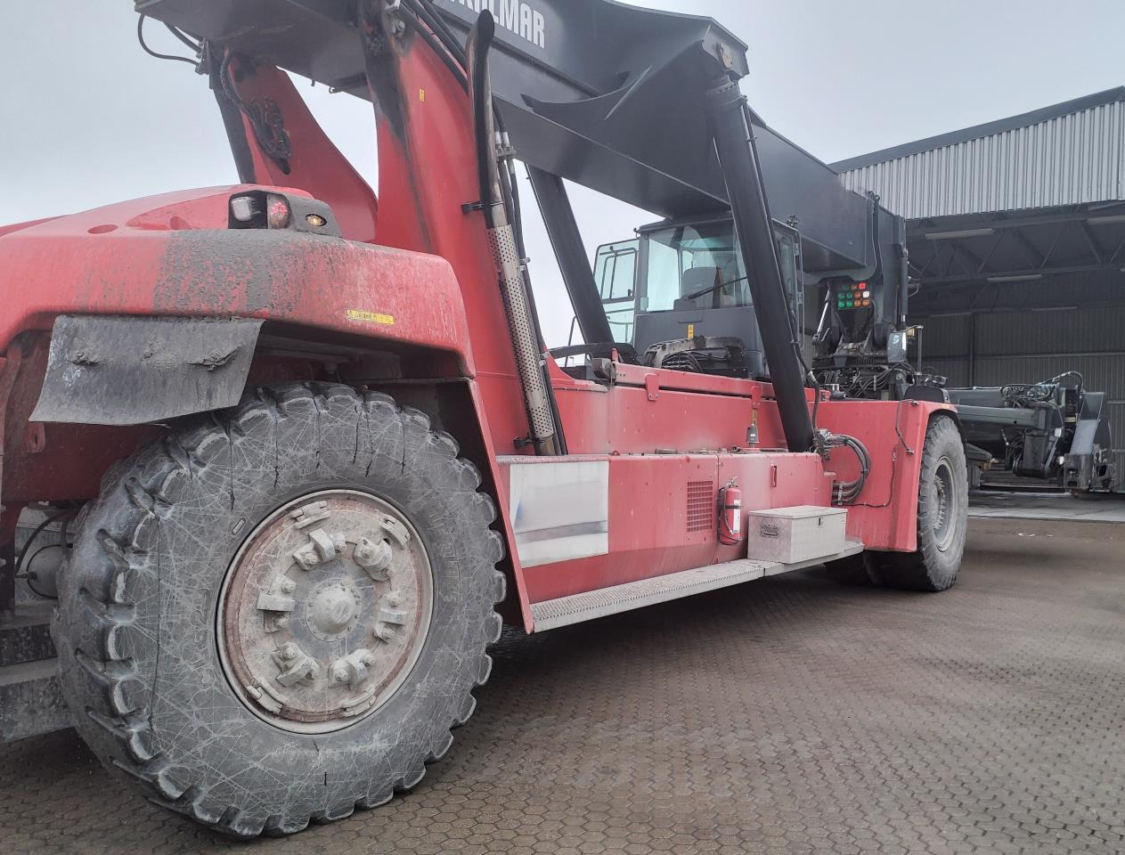 Kalmar DRG450-75C5XS - Dosežni viličar: slika 3 Kalmar DRG450-75C5XS - Dosežni viličar: slika 3