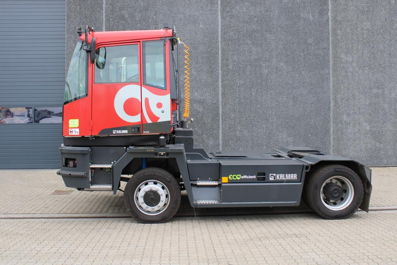 Kalmar TRL618I 4X4 - Terminalski traktor: slika 1 Kalmar TRL618I 4X4 - Terminalski traktor: slika 1
