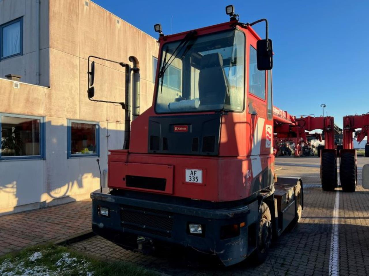 Kalmar TT618 - Terminalski traktor: slika 1 Kalmar TT618 - Terminalski traktor: slika 1