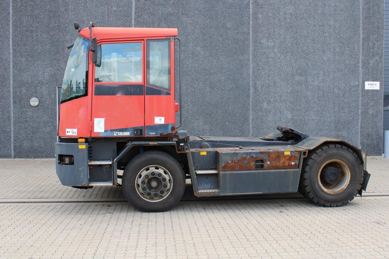 Kalmar TT618I - Terminalski traktor: slika 1 Kalmar TT618I - Terminalski traktor: slika 1