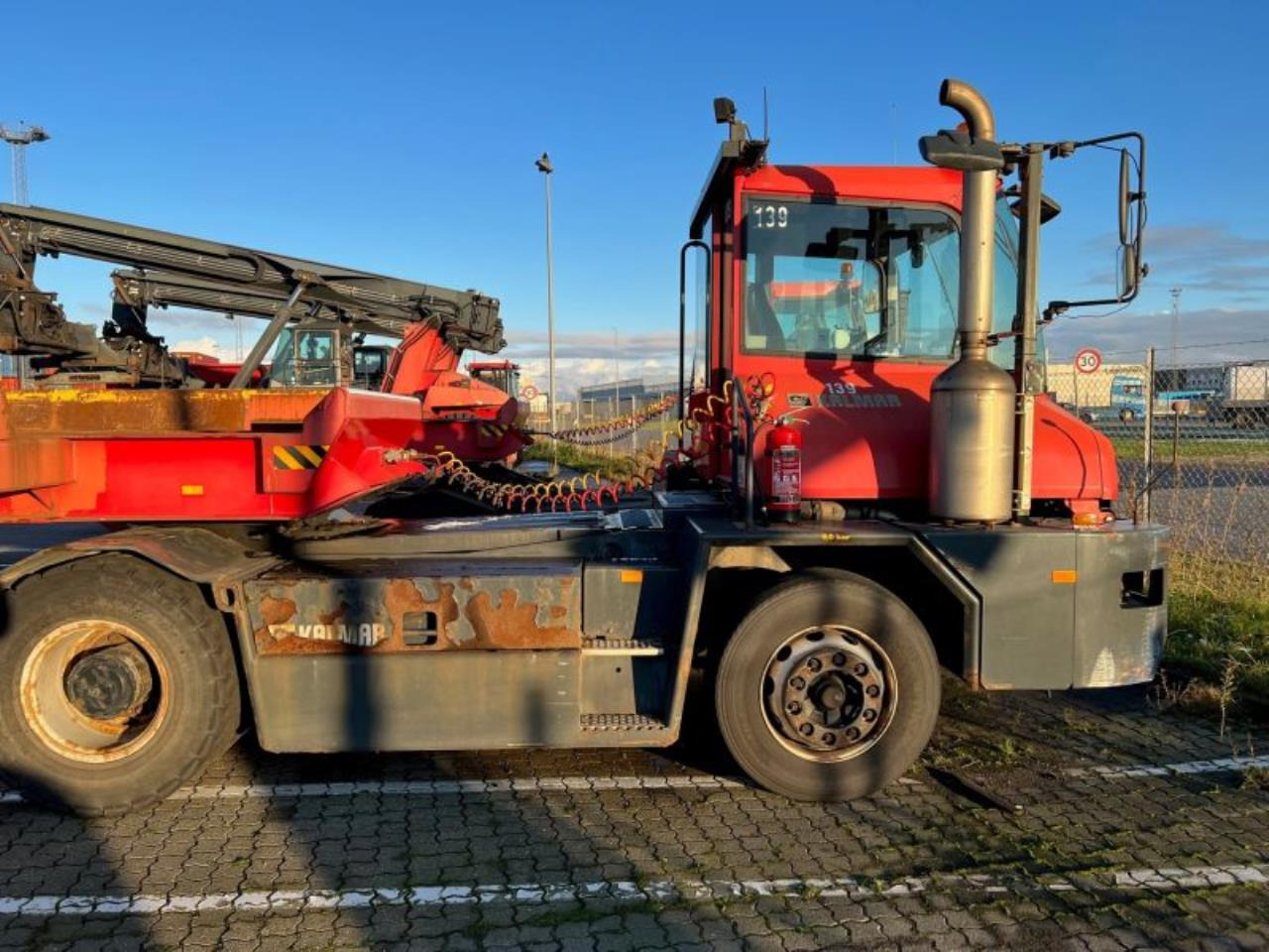 Kalmar TT618I - Terminalski traktor: slika 2 Kalmar TT618I - Terminalski traktor: slika 2