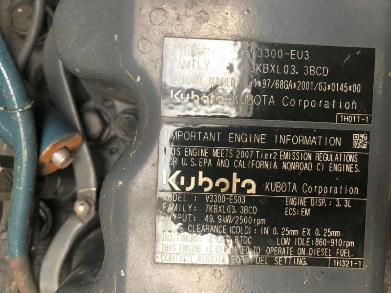 Kubota V3300-EU3 - Motor: slika 3 Kubota V3300-EU3 - Motor: slika 3