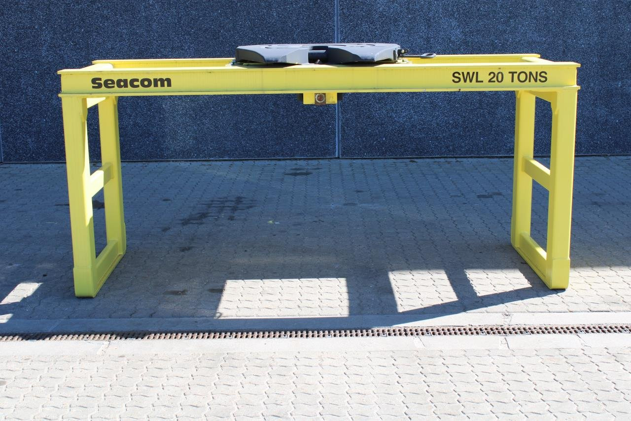 Seacom TRESTLE 20T - Pristaniška oprema: slika 1 Seacom TRESTLE 20T - Pristaniška oprema: slika 1