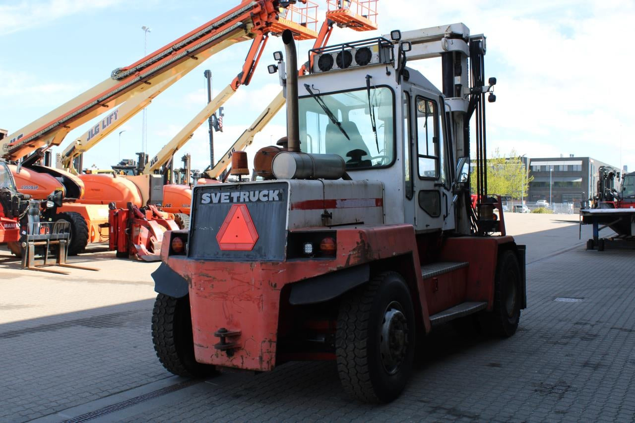 SveTruck 1260-30 - Diesel viličar: slika 3 SveTruck 1260-30 - Diesel viličar: slika 3