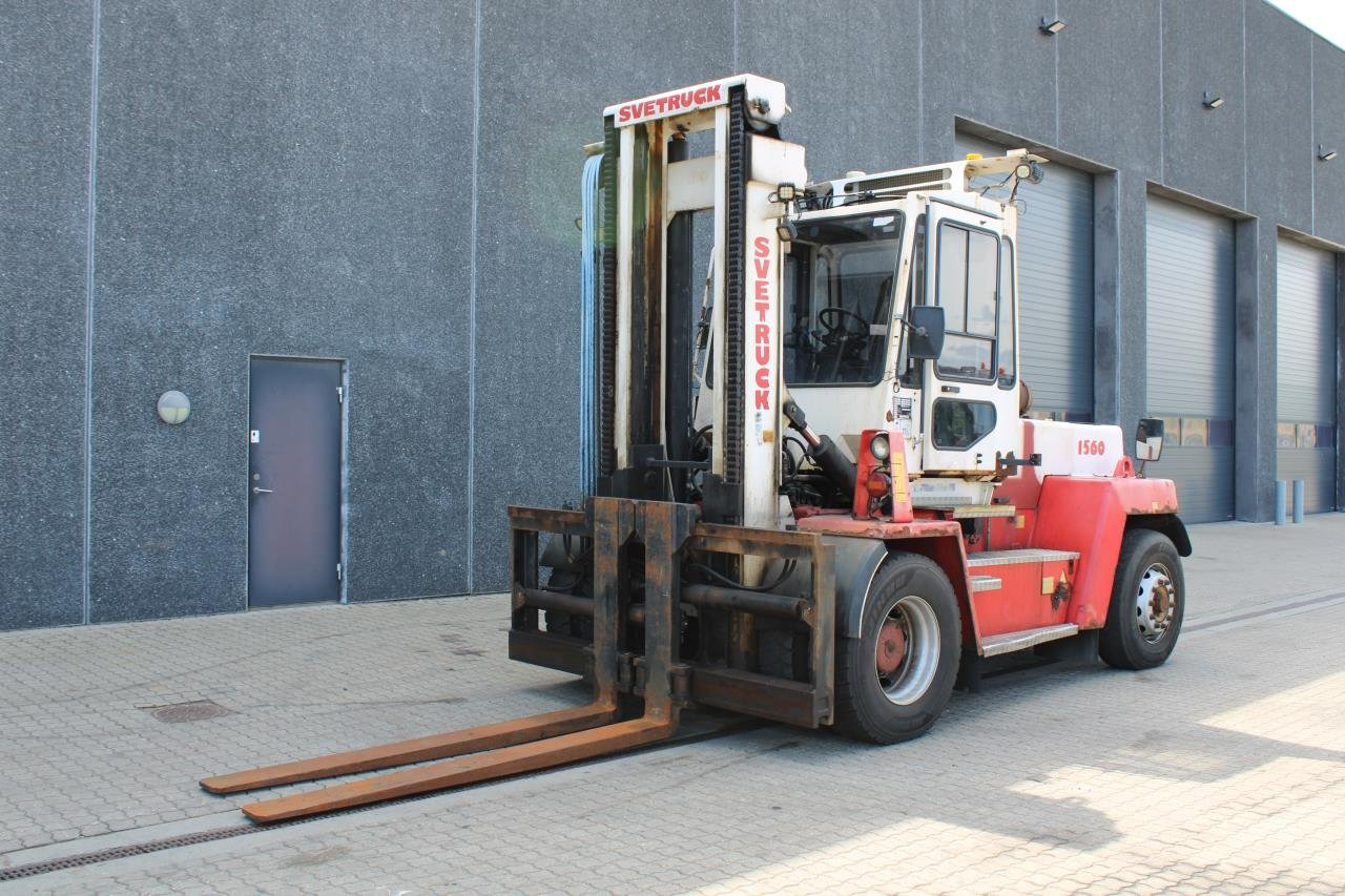 SveTruck 1560 - Diesel viličar: slika 2 SveTruck 1560 - Diesel viličar: slika 2