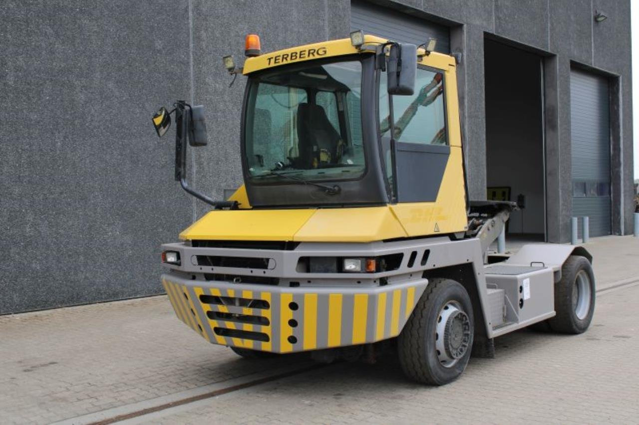 Terberg RT222 - Terminalski traktor: slika 2 Terberg RT222 - Terminalski traktor: slika 2