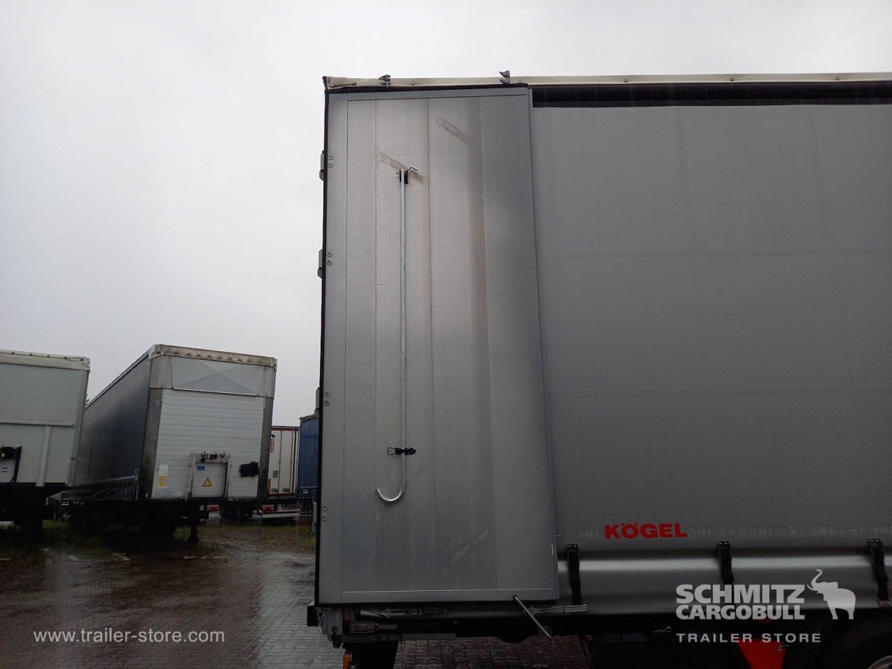 KOEGEL Auflieger Curtainsider Mega - Polprikolica s ponjavo: slika 4 KOEGEL Auflieger Curtainsider Mega - Polprikolica s ponjavo: slika 4