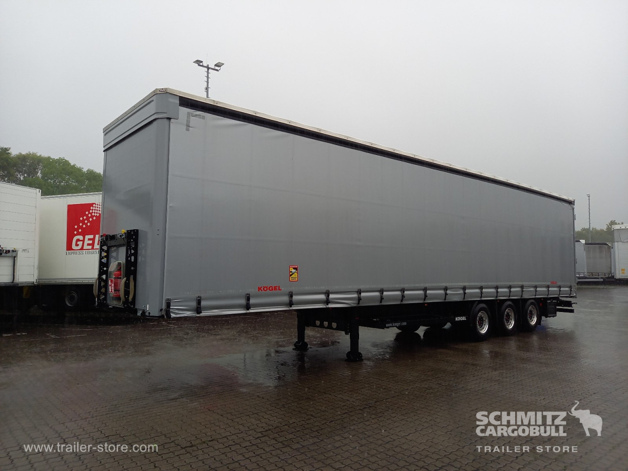KOEGEL Auflieger Curtainsider Mega - Polprikolica s ponjavo: slika 1 KOEGEL Auflieger Curtainsider Mega - Polprikolica s ponjavo: slika 1