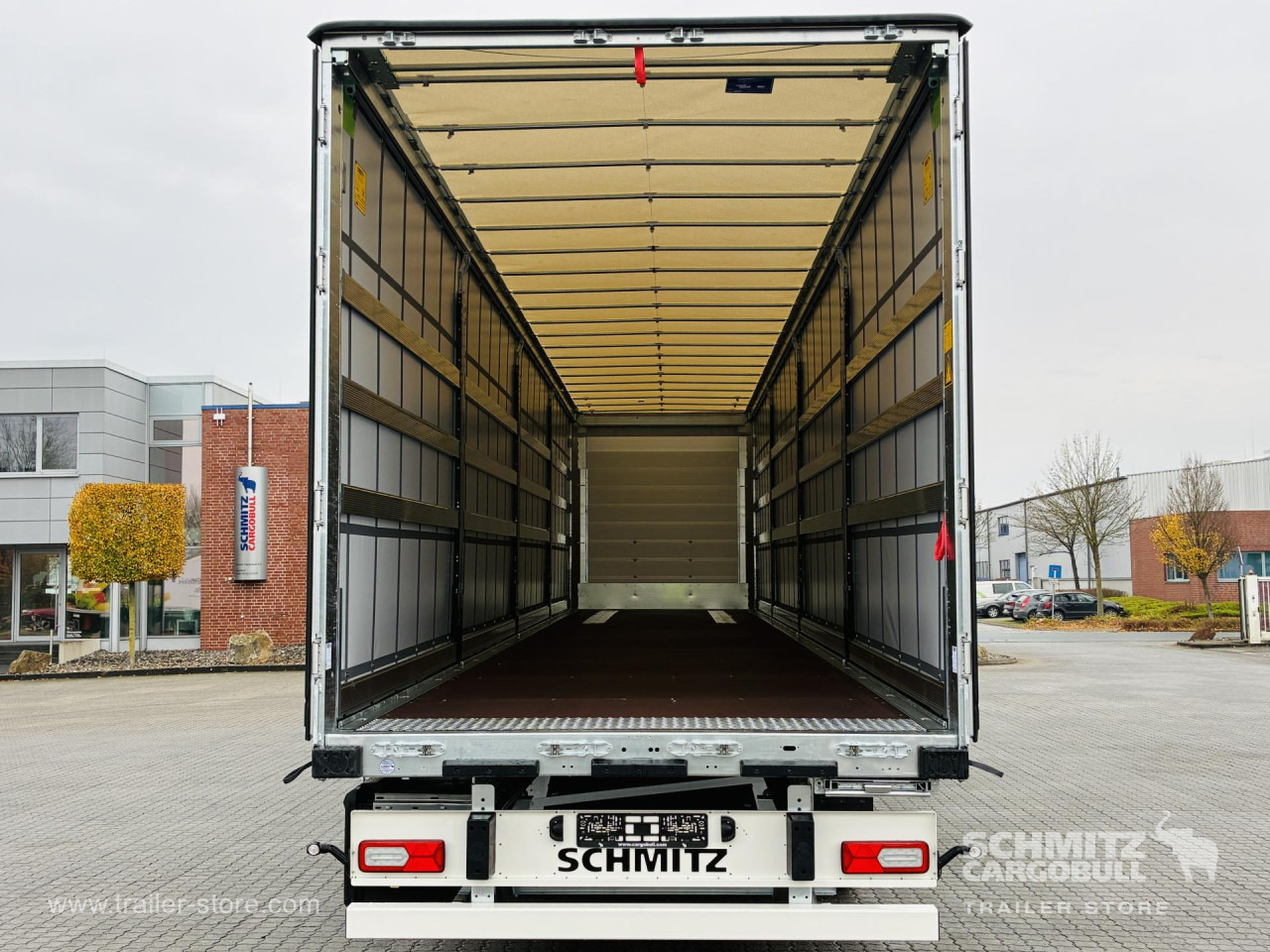 SCHMITZ Auflieger Curtainsider Standard - Polprikolica s ponjavo: slika 4 SCHMITZ Auflieger Curtainsider Standard - Polprikolica s ponjavo: slika 4