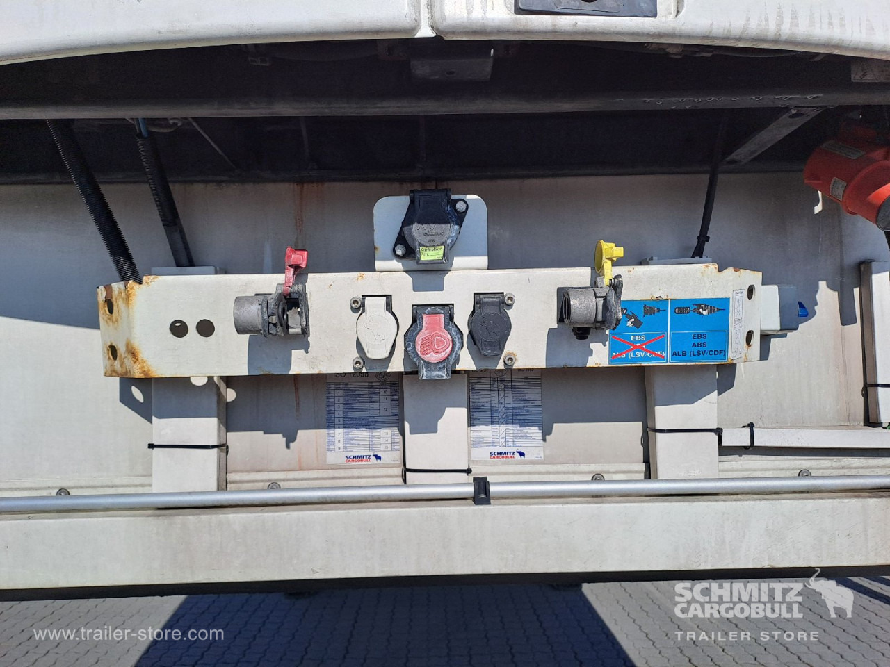 SCHMITZ Auflieger Tiefkühler Standard Double deck - Izotermična polprikolica: slika 4 SCHMITZ Auflieger Tiefkühler Standard Double deck - Izotermična polprikolica: slika 4