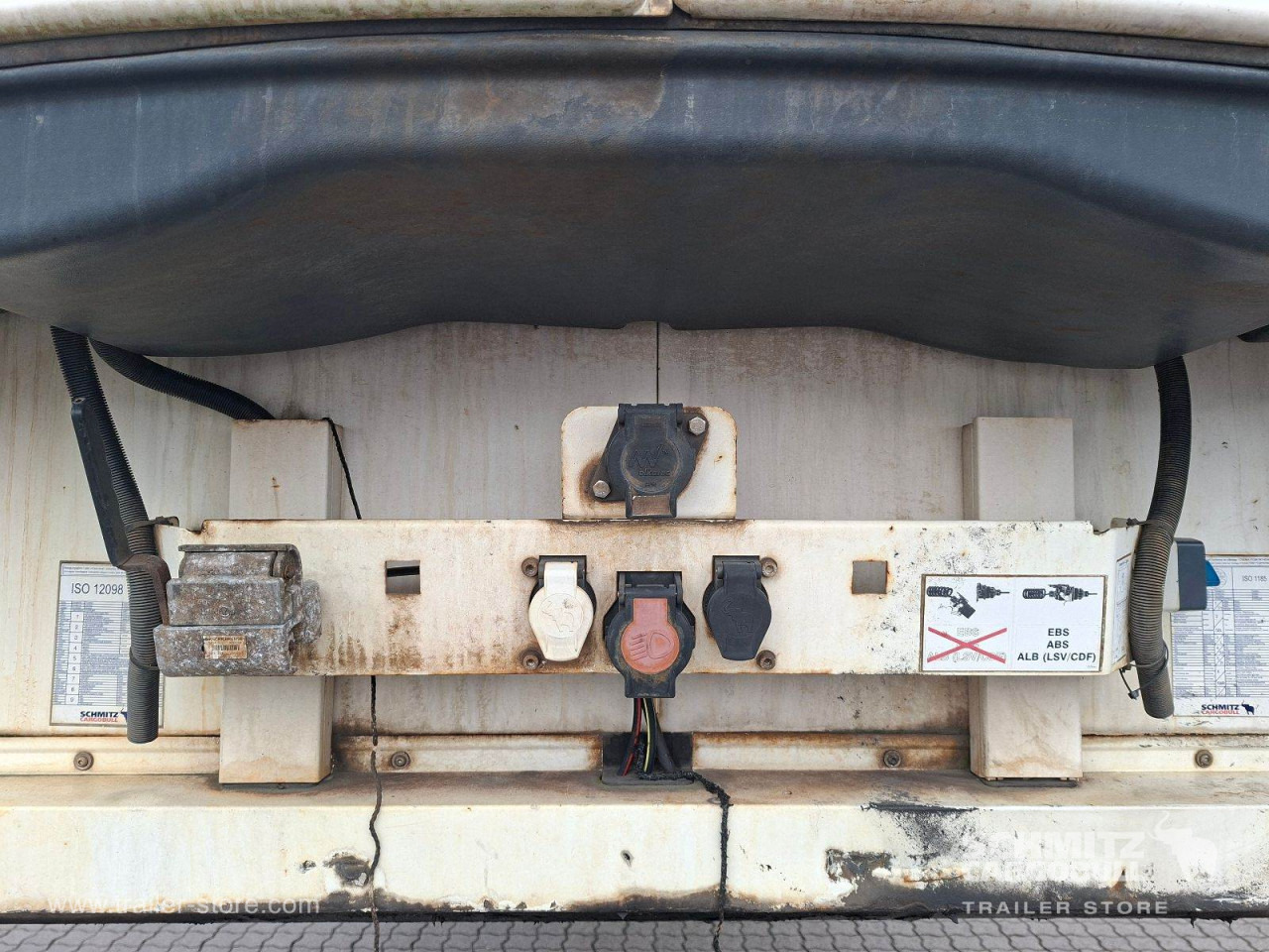 SCHMITZ Auflieger Tiefkühler Standard Double deck - Izotermična polprikolica: slika 5 SCHMITZ Auflieger Tiefkühler Standard Double deck - Izotermična polprikolica: slika 5