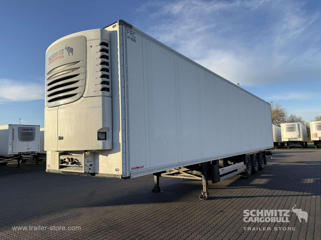 SCHMITZ Auflieger Tiefkühler Standard Double deck - Izotermična polprikolica: slika 1 SCHMITZ Auflieger Tiefkühler Standard Double deck - Izotermična polprikolica: slika 1