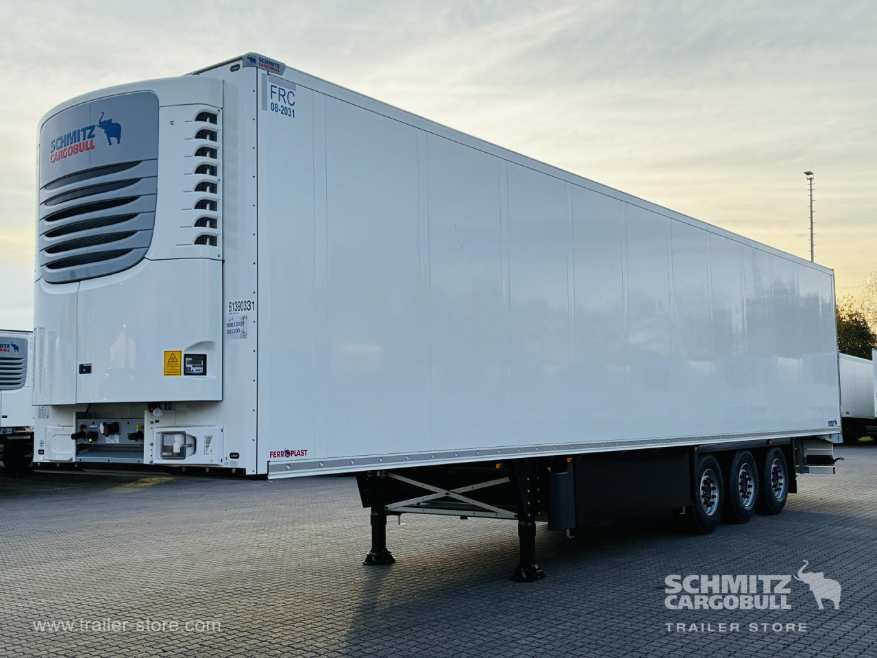 SCHMITZ Auflieger Tiefkühler Standard Double deck - Izotermična polprikolica: slika 1 SCHMITZ Auflieger Tiefkühler Standard Double deck - Izotermična polprikolica: slika 1