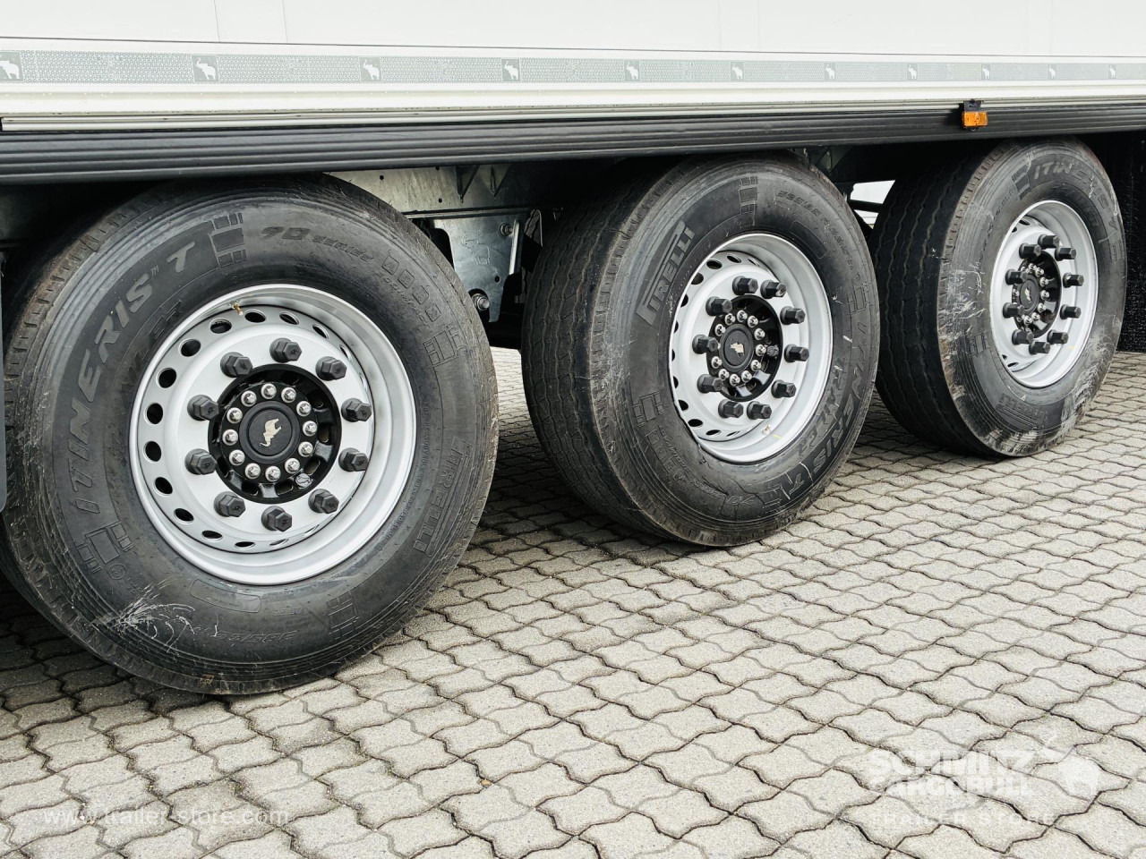 SCHMITZ Auflieger Tiefkühler Standard Double deck - Izotermična polprikolica: slika 4 SCHMITZ Auflieger Tiefkühler Standard Double deck - Izotermična polprikolica: slika 4