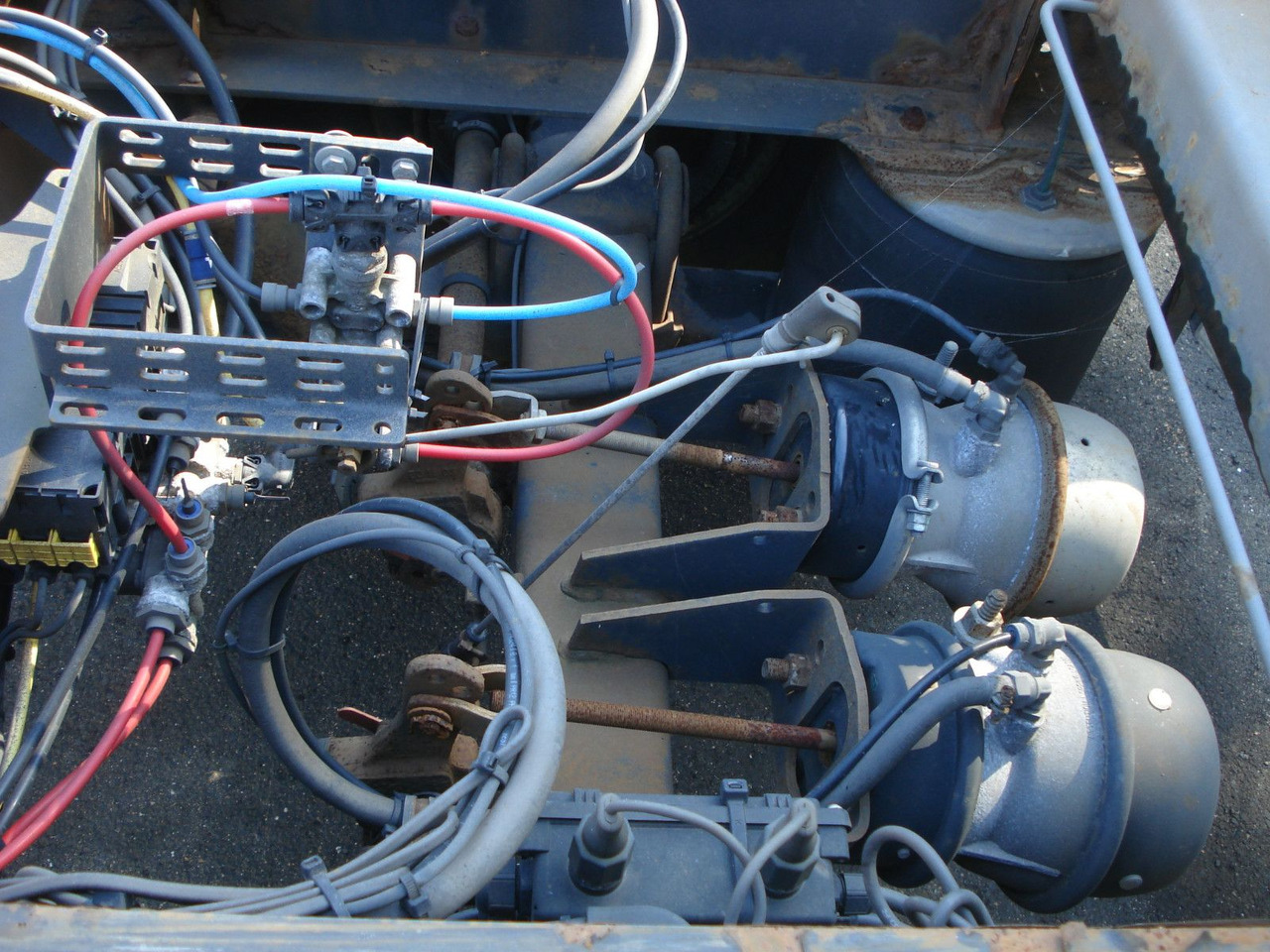 Krone AZ 18 A Drehschemel Zwillingsbereift! - Kontejnerska prikolica/ Prikolica z zamenljivim tovoriščem: slika 4 Krone AZ 18 A Drehschemel Zwillingsbereift! - Kontejnerska prikolica/ Prikolica z zamenljivim tovoriščem: slika 4