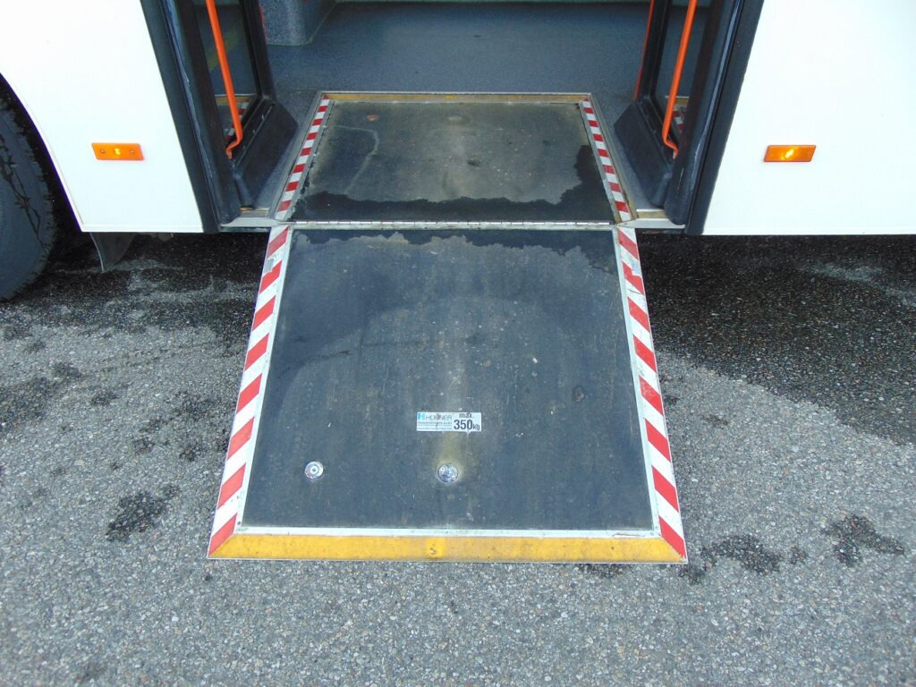 Zgibni avtobus N.3 MAN LION’S CITY GL CNG – Anno 2014: slika 9