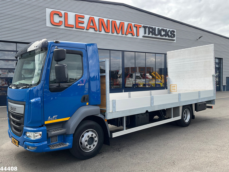 DAF FA LF 250 Euro 6 Autotransporter met laadklep - Tovornjak avtotransporter: slika 1 DAF FA LF 250 Euro 6 Autotransporter met laadklep - Tovornjak avtotransporter: slika 1