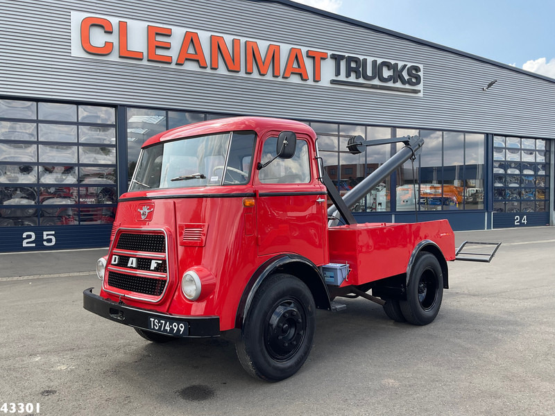 DAF T1300 ''Kikker'' Bergingswagen - Vlečno vozilo: slika 1 DAF T1300 ''Kikker'' Bergingswagen - Vlečno vozilo: slika 1