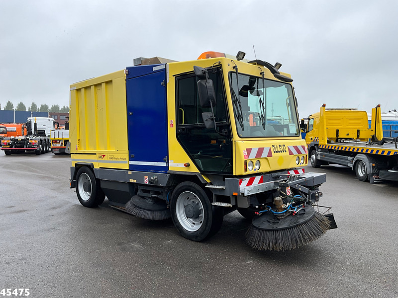 Dulevo 5020 S with 3-rd brush - Vozilo za pometanje: slika 5 Dulevo 5020 S with 3-rd brush - Vozilo za pometanje: slika 5