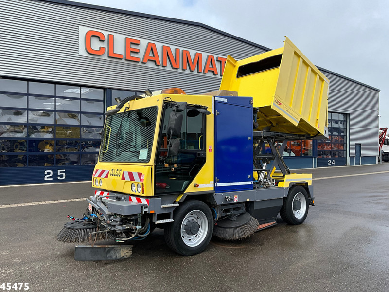 Dulevo 5020 S with 3-rd brush - Vozilo za pometanje: slika 1 Dulevo 5020 S with 3-rd brush - Vozilo za pometanje: slika 1