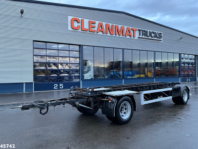 Floor 2-assige container aanhangwagen - Kontejnerska prikolica/ Prikolica z zamenljivim tovoriščem: slika 1 Floor 2-assige container aanhangwagen - Kontejnerska prikolica/ Prikolica z zamenljivim tovoriščem: slika 1