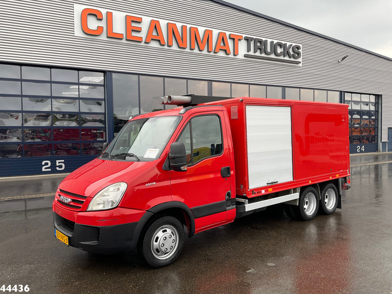 Iveco Daily 40C18 + Veldhuizen oplegger ROM Hogedrukinstallatie - Vakuumski tovornjak: slika 2 Iveco Daily 40C18 + Veldhuizen oplegger ROM Hogedrukinstallatie - Vakuumski tovornjak: slika 2
