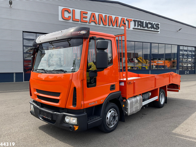 Iveco Eurocargo 80EL16 Euro 6 Autotransporter met oprijrampen Just 133.305 km! - Tovornjak avtotransporter: slika 2 Iveco Eurocargo 80EL16 Euro 6 Autotransporter met oprijrampen Just 133.305 km! - Tovornjak avtotransporter: slika 2