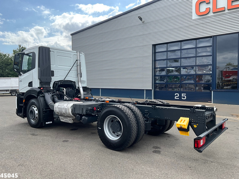 Iveco Stralis AD200X36 Huisvuilwagen Chassis NEW & UNUSED! - Tovornjak-šasija: slika 3 Iveco Stralis AD200X36 Huisvuilwagen Chassis NEW & UNUSED! - Tovornjak-šasija: slika 3